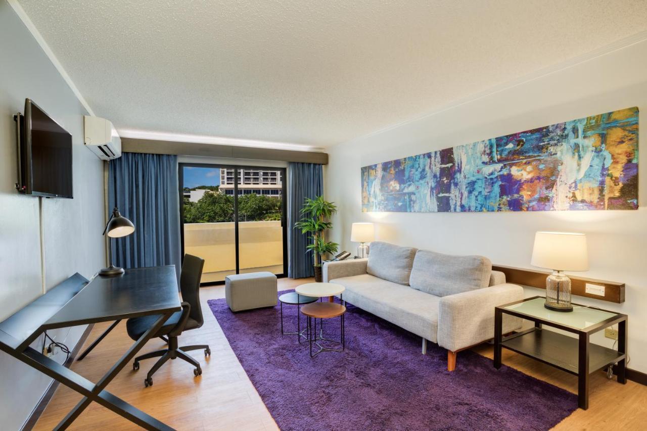 Guam Plaza Resort Тьюмон Екстер'єр фото
