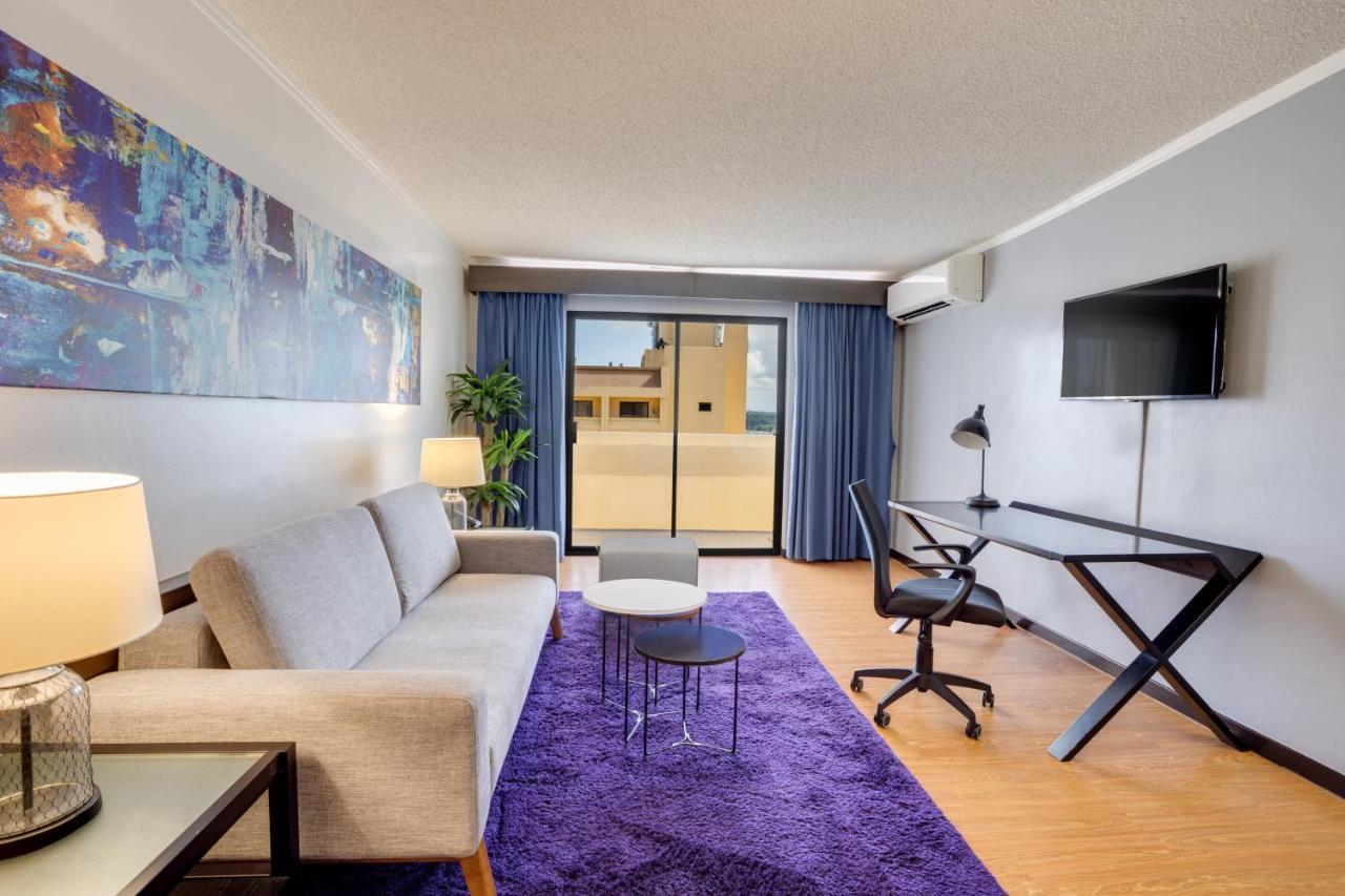Guam Plaza Resort Тьюмон Екстер'єр фото