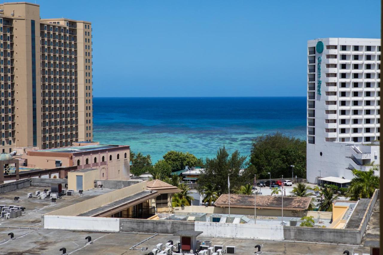 Guam Plaza Resort Тьюмон Екстер'єр фото
