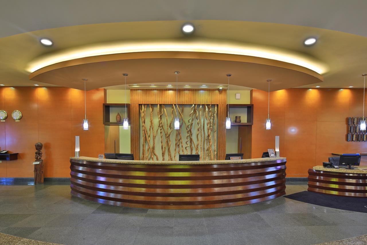 Guam Plaza Resort Тьюмон Екстер'єр фото
